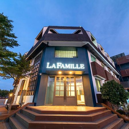 Hotel La Famille à Yangyang Extérieur photo