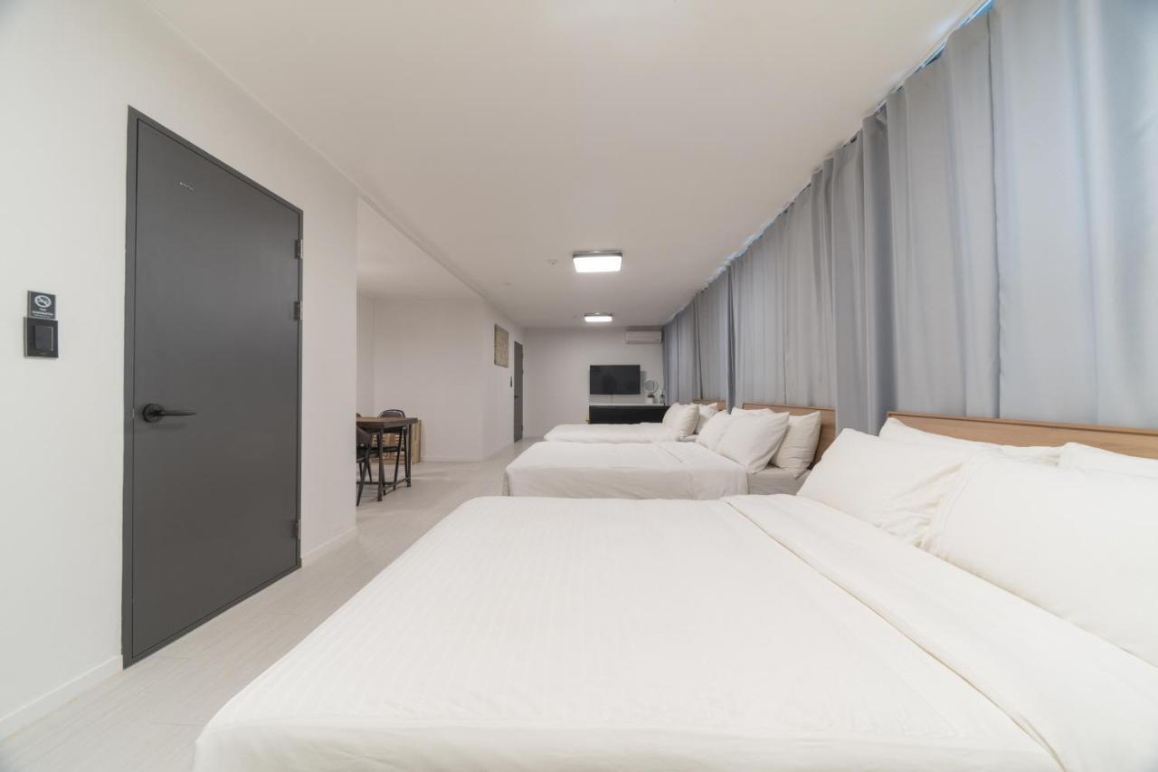 Hotel La Famille à Yangyang Extérieur photo